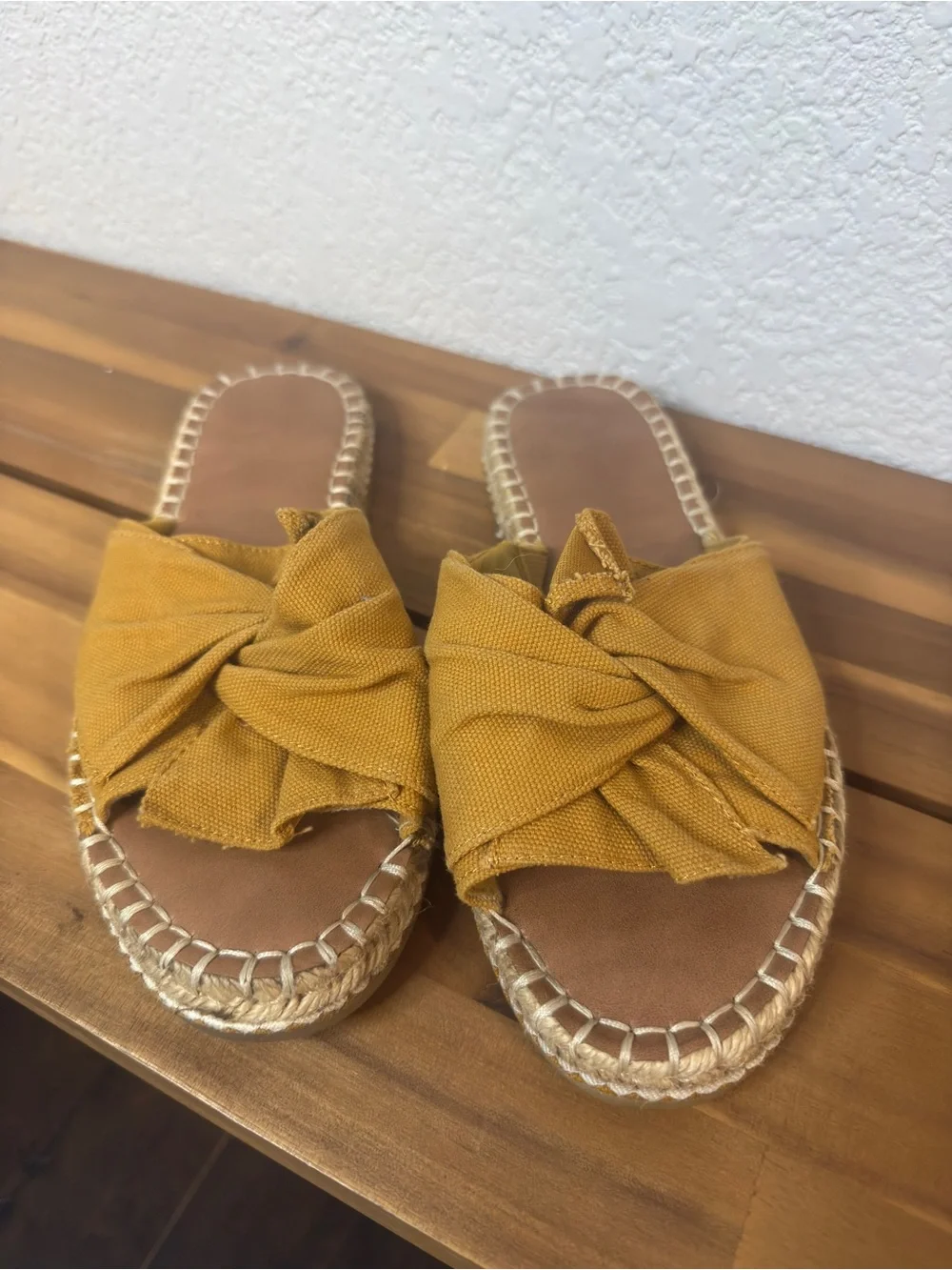 Universal Thread slip espadrille
